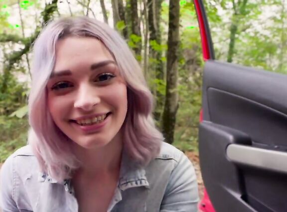 Сделала минет таксисту.