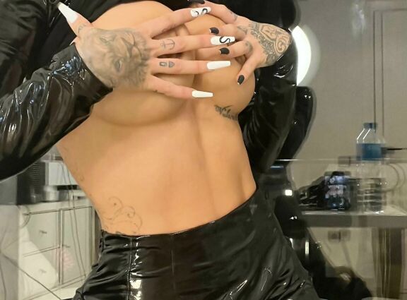 Susy Gala (New photo)